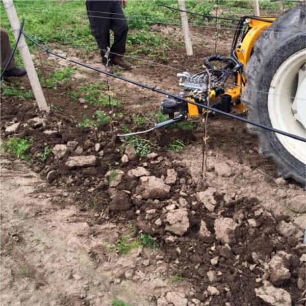 Kadioglu KDR101 rotofreza sa pipalicom / ticalom osjetljivim na dodir za prednju i zadnju hidrauliku sa podešavanjem nagiba