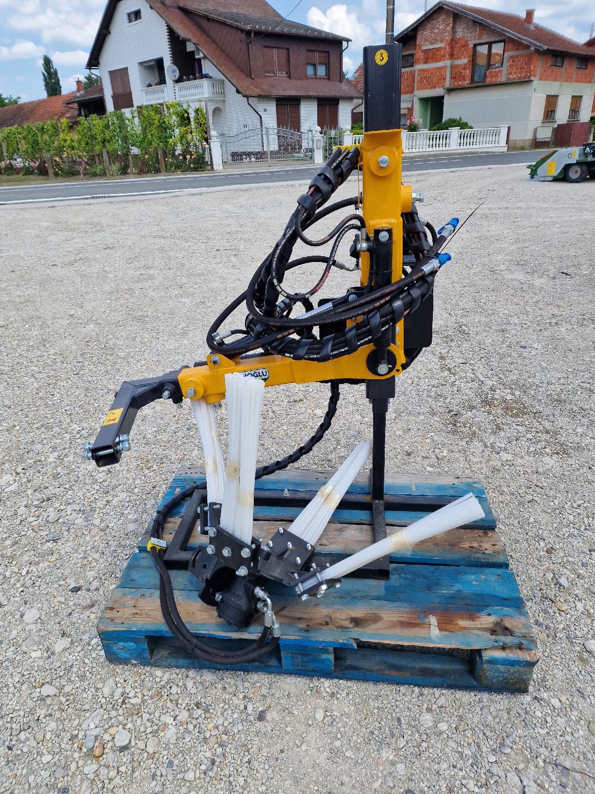 Bočna četka za sakupljanje grana KDT100S Bočna četka za sakupljanje grana KDT100S