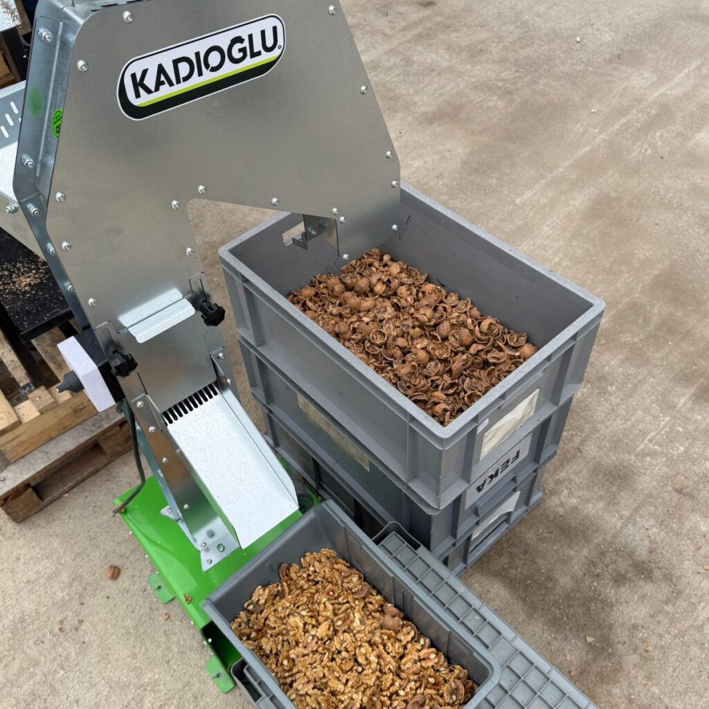 Kadioglu-boost500z-masina-za-odvajanje-ljuske-od-ploda_2 Čistilica / duvaljka za odvajanje ljuske od jezgre Kadioglu Boost500z